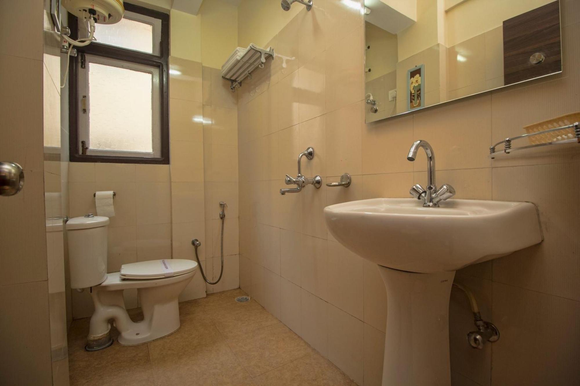 Hotel O Kshounish Residency Malda Exterior photo
